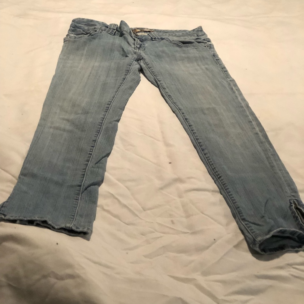 Jeans - Picture 2 of 3